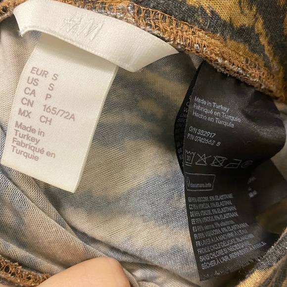 H&M Tan High Waist Tiger Animal Print Midi Skirt - Picture 4 of 6